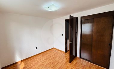 Casa en venta en San Mateo Otzacatipan