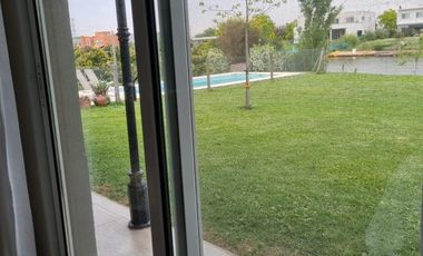 ALQUILER TEMPORAL CASA a LAGUNA en SAN BENITO, Villanueva - GRAN MOBILIARIO
