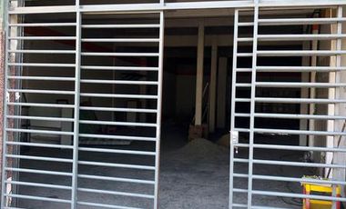 Edificio Comercial - Llavallol