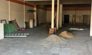 Edificio Comercial - Llavallol
