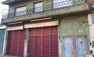 Edificio Comercial - Llavallol