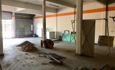 Edificio Comercial - Llavallol