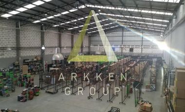 OPORTUNIDAD! IMPECABLE NAVE EN PARQUE INDUSTRIAL