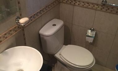 Casa en Venta en  444 e/ Belgrano y 23 City Bell - Alberto Dacal Propiedades