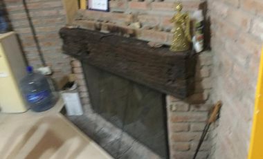 Casa en Venta en  444 e/ Belgrano y 23 City Bell - Alberto Dacal Propiedades