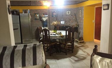 Casa en Venta en  444 e/ Belgrano y 23 City Bell - Alberto Dacal Propiedades