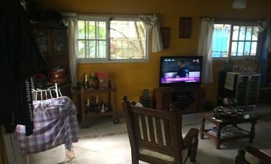 Casa en Venta en  444 e/ Belgrano y 23 City Bell - Alberto Dacal Propiedades