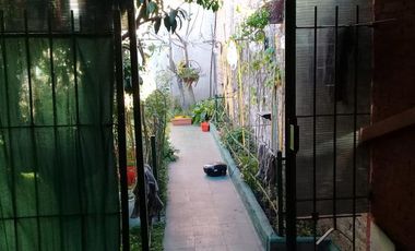 Casa en venta - 3 dormitorios 1 baño - 280mts2 - Burzaco