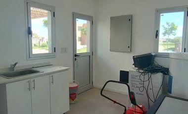 RIBERAS | Casa con Sauna Propio   3 dorm   escritorio   luz natural propia |  Puertos del Lago