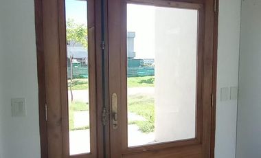 RIBERAS | Casa con Sauna Propio   3 dorm   escritorio   luz natural propia |  Puertos del Lago