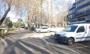 Cochera en venta Vicente Lopez frente a edificio Horizons