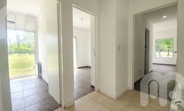 VENTA CASAS DE 3  DORMITORIOS EN MIRALAGOS