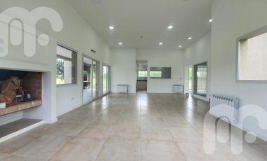 VENTA CASAS DE 3  DORMITORIOS EN MIRALAGOS