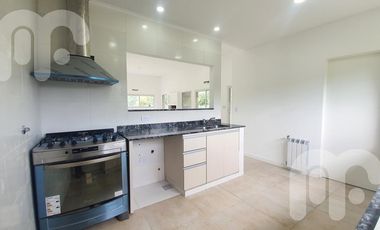 VENTA CASAS DE 3  DORMITORIOS EN MIRALAGOS