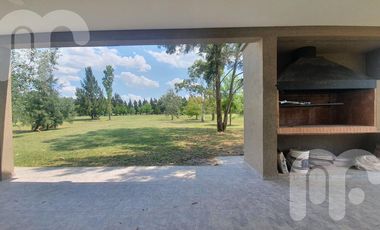 VENTA CASAS DE 3  DORMITORIOS EN MIRALAGOS