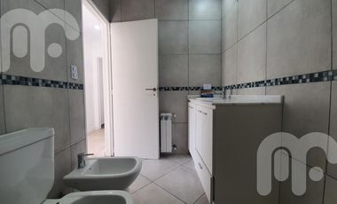 VENTA CASAS DE 3  DORMITORIOS EN MIRALAGOS