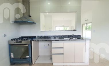 VENTA CASAS DE 3  DORMITORIOS EN MIRALAGOS