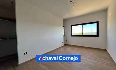 VENTA |  Casa de 3 dormitorios   escritorio/ Playroom - Barrio Araucarias, Puertos