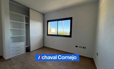 VENTA |  Casa de 3 dormitorios   escritorio/ Playroom - Barrio Araucarias, Puertos