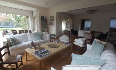Casa en Venta en  Santa Maria de los Olivos