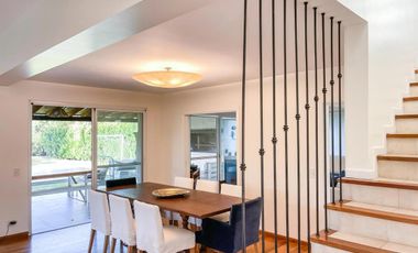 Casa en Venta en  Santa Maria de los Olivos