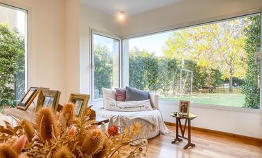 Casa en Venta en  Santa Maria de los Olivos