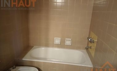 Venta Departamento 3 habitaciones   cochera   baulera  en Neuquen Micro centro