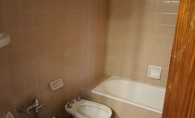 Venta Departamento 3 habitaciones   cochera   baulera  en Neuquen Micro centro
