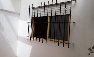 Departamento en venta - 2 dormitorios 1 baño - 42mts2 - Tolosa, La Plata
