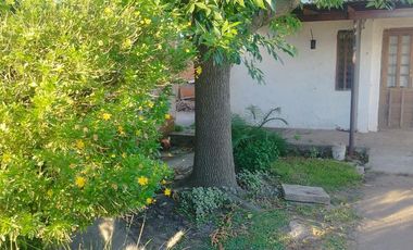 Casa en venta - 2 Dormitorios 1 Baño - Cochera - 430Mts2 - Mar del Plata