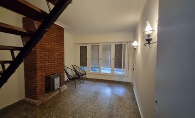 Casa  uso comercial 160m2. San Isidro