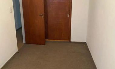 2 DORMITORIOS | 15  e/32 y 33