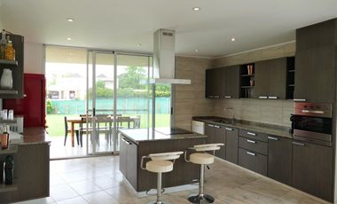 VENTA CASA ESCOBAR HARAS: 4 DORM. PISC. CLIMAT. - B° ATARDECER OPORTUNIDAD!