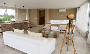 VENTA CASA ESCOBAR HARAS: 4 DORM. PISC. CLIMAT. - B° ATARDECER OPORTUNIDAD!