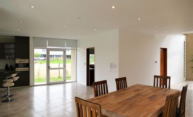 VENTA CASA ESCOBAR HARAS: 4 DORM. PISC. CLIMAT. - B° ATARDECER OPORTUNIDAD!