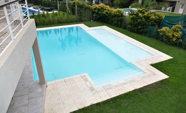 VENTA CASA ESCOBAR HARAS: 4 DORM. PISC. CLIMAT. - B° ATARDECER OPORTUNIDAD!