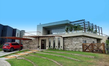 VENTA CASA ESCOBAR HARAS: 4 DORM. PISC. CLIMAT. - B° ATARDECER OPORTUNIDAD!