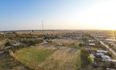 Lote de Terreno en Venta de 5500 m2 en Capitan Bermudez