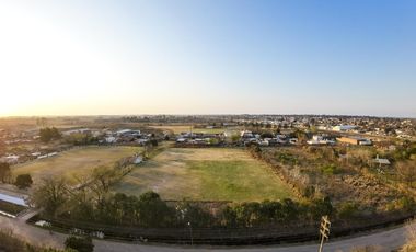 Lote de Terreno en Venta de 5500 m2 en Capitan Bermudez