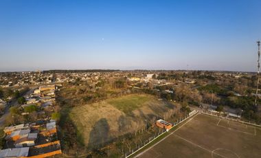 Lote de Terreno en Venta de 5500 m2 en Capitan Bermudez
