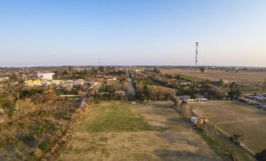 Lote de Terreno en Venta de 5500 m2 en Capitan Bermudez
