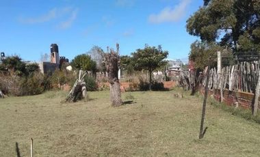 Casa venta  - 2 dormitorios 2 baños - 689mts2 - Mar Del Tuyu