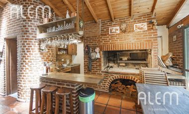 CASA EN VENTA ALEM 400 - LOMAS DE ZAMORA