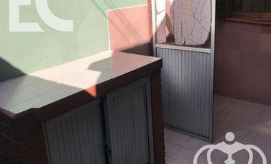 Venta - Departamento tipo casa - 3 ambientes con dos patios - Lanús Este