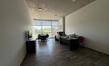 Oficina en Alquiler en  Officia Work, Pilar, GBA Zona Norte