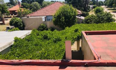Casa en venta - 2 Dormitorios 2 Baños - 203mts2 - San Clemente Del Tuyú