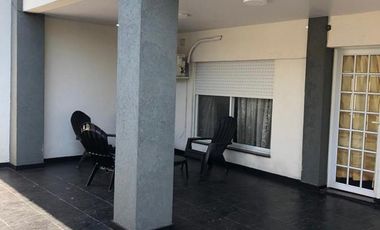 Casa 3 dormitorios en perez
