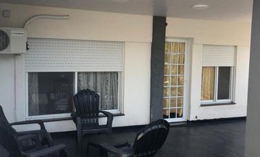 Casa 3 dormitorios en perez