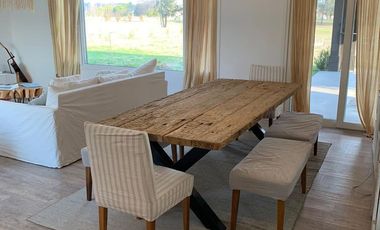 Venta  Casa - Barrio Privado Everlinks Golf Club  / Lujan
