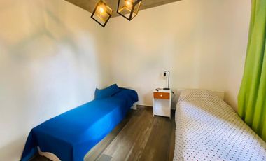 CASA EN VENTA CON TRES DORMITORIOS EN COSTA DEL ESTE CON PILETA - OPORTUNIDAD